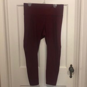 Old Navy Elevate Built-In Sculpt Leggings